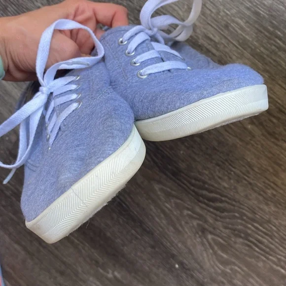 Gray and white flat sneakers shoes - Picture 8 of 17